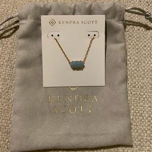 Kendra Scott small pendant necklace